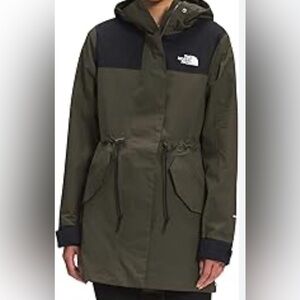 The North Face Women's Rain/Light Jacket